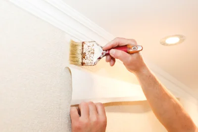 Pose de papier peint à Égleny — revêtements muraux et toiles de verre